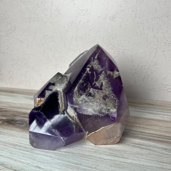 Amethyst Point