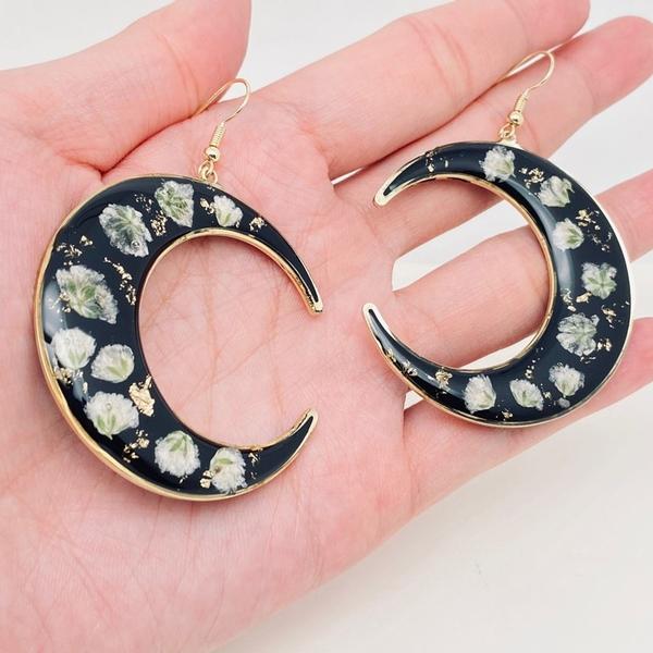 Baby's Breath Dried Flower Black Moon Earrings