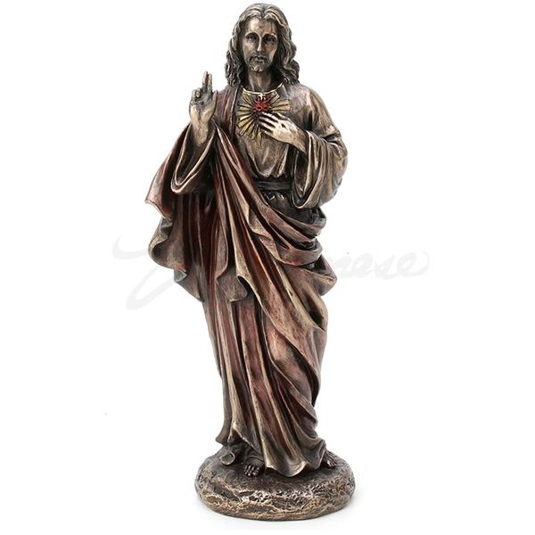 Sacred Heart of Jesus Statue